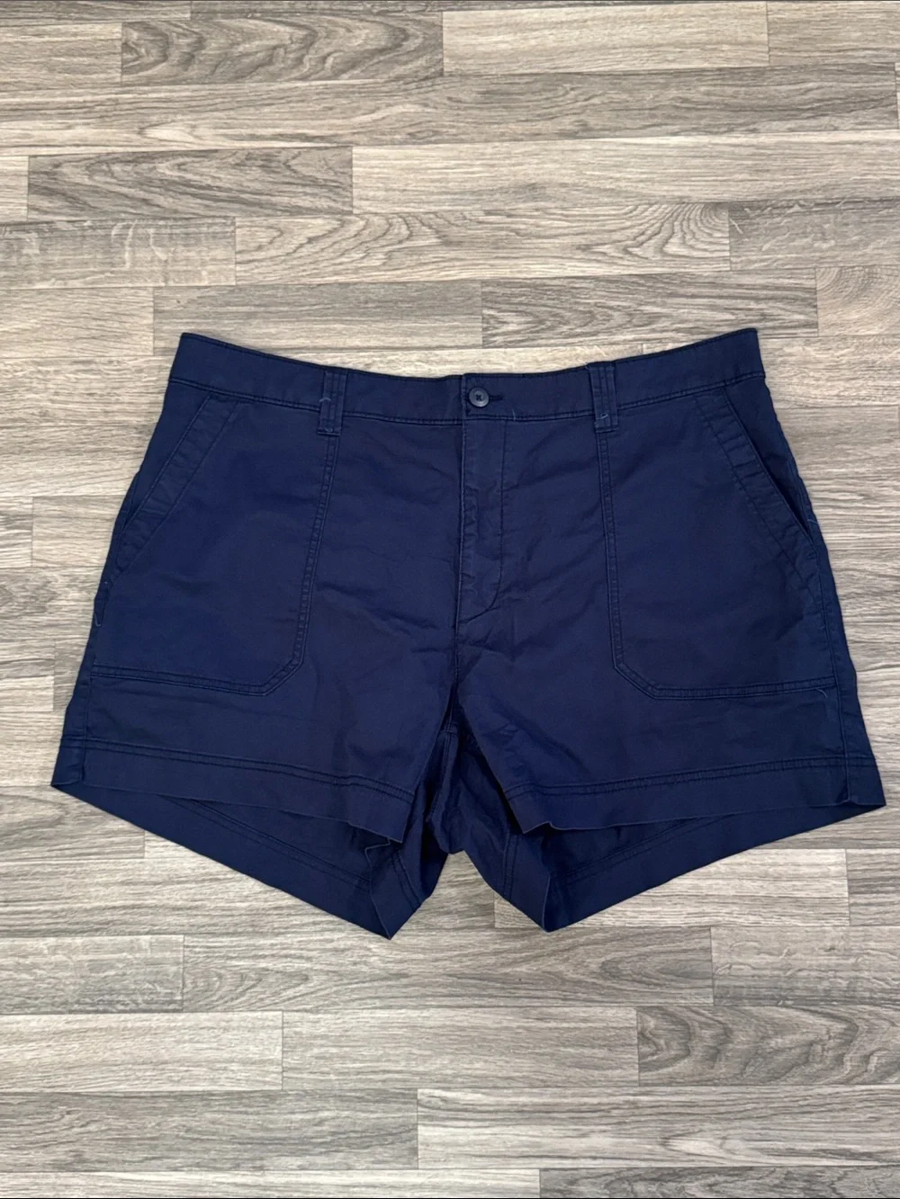 NWOT Old Navy OG Chino high rise shorts women’s sz 2X